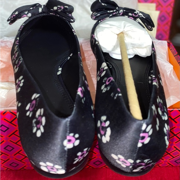Tory Burch Rosalind Flats 🥿 9 - Picture 12 of 13
